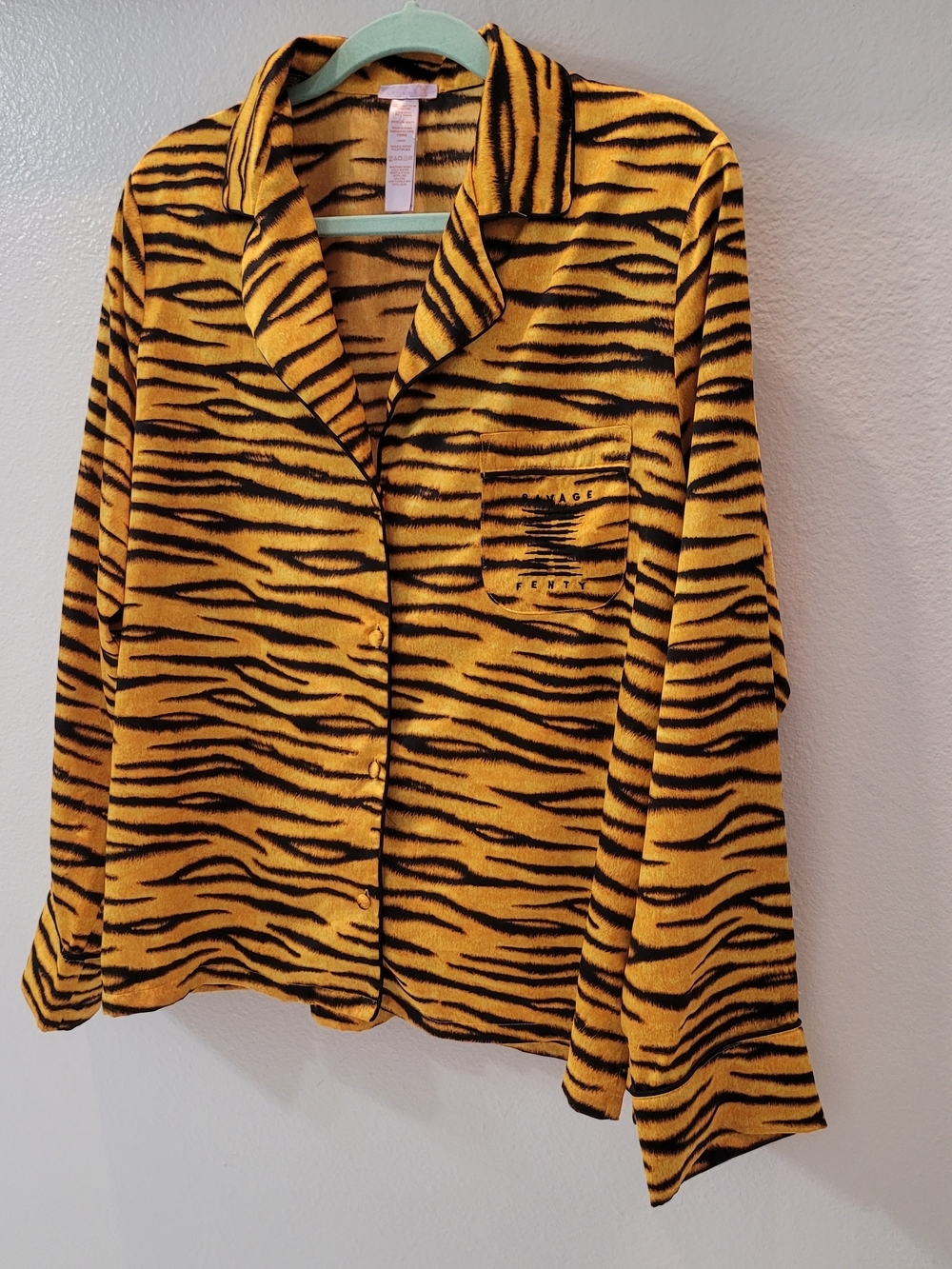Savage X Fenty Yellow and Black Tiger-Print Sleep Top Size L - Picture 3 of 11